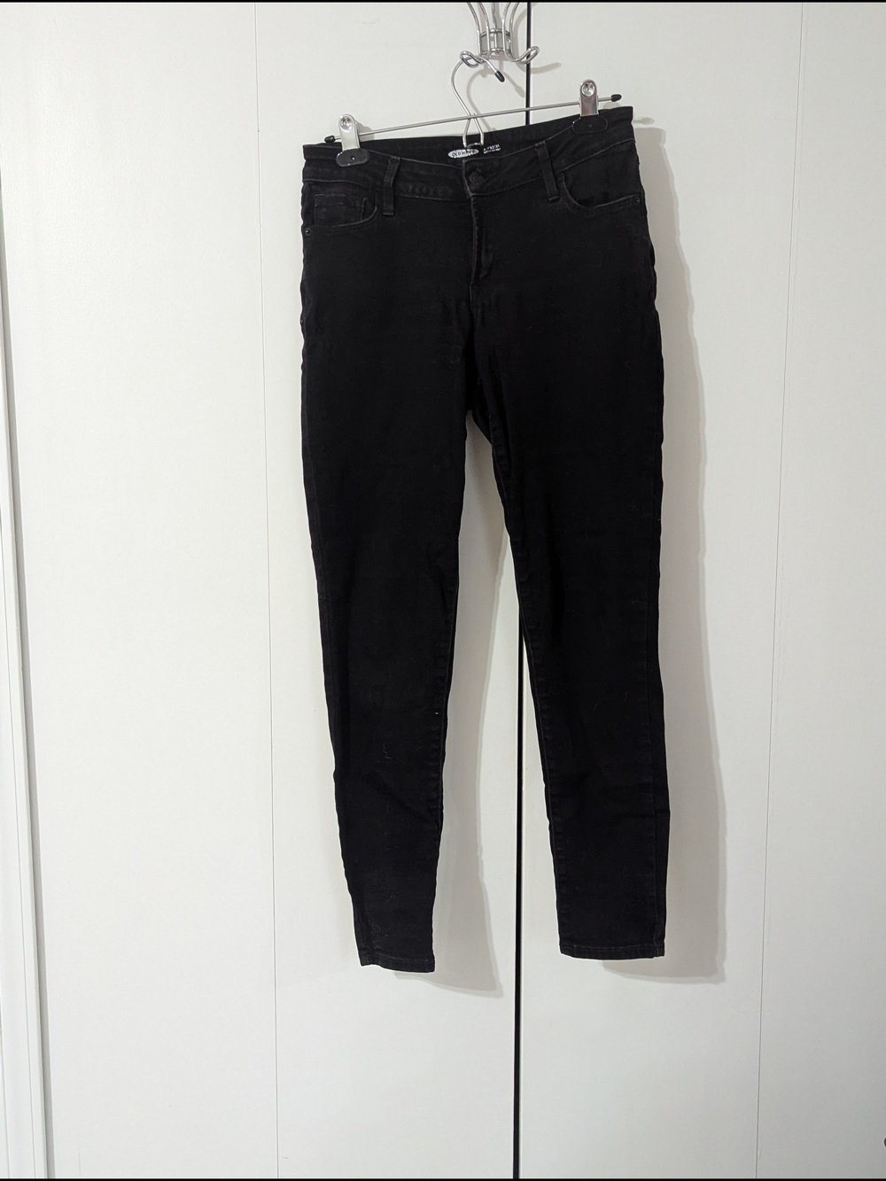 Old Navy Black Women's Rockstar Skinny Jeans